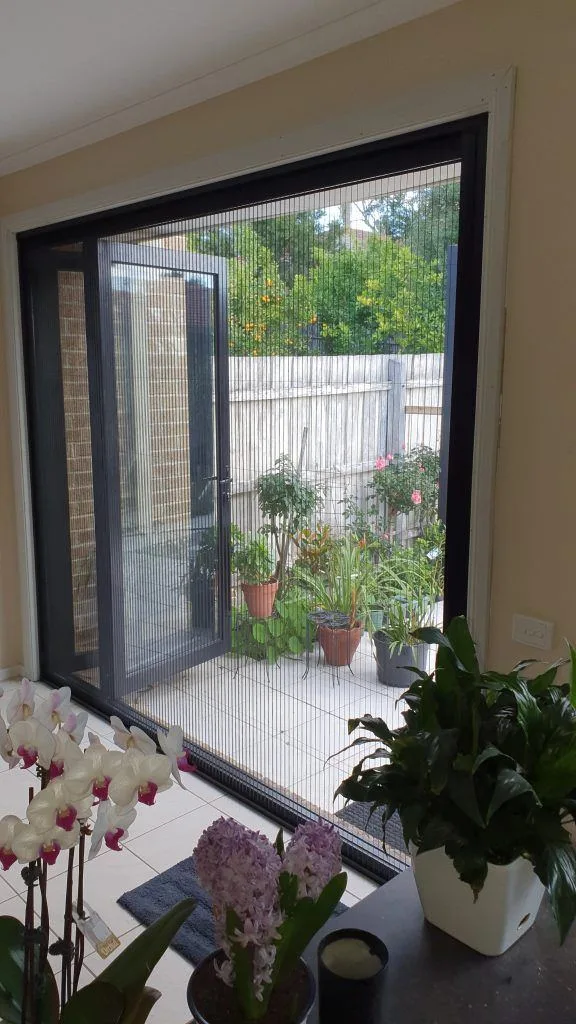 Retractable screen sliding door installation by SupaScreens.